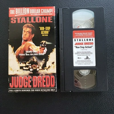 Judge Dredd *Demo Box* *Full-Length Screener* VHS Sylvester Stallone Foto 1 de 4