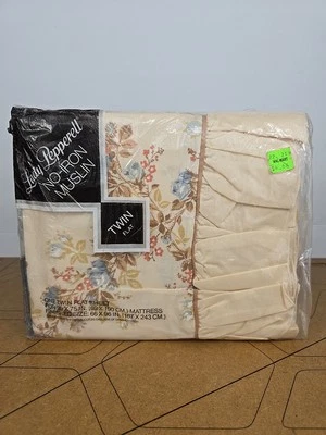 Vintage Lady Pepperell Twin Flat Sheet Muslin Multicolor Floral Sharon NOS - Image 1 of 4