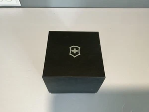 Victorinox Swiss Army Watch Men 26071.CB Garrison Date Rubber Strap - Picture 1 of 6