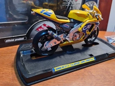 Honda RC 211 V - Troy BAYLISS - CAMEL HONDA Team, GUILOY ORIGINAL MINIATURES - Immagine 1 di 4