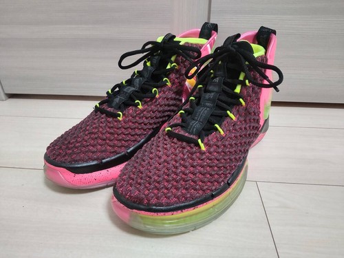 NIKE Alphadunk Hoverboard Motivo Design Flashy Taglia 9