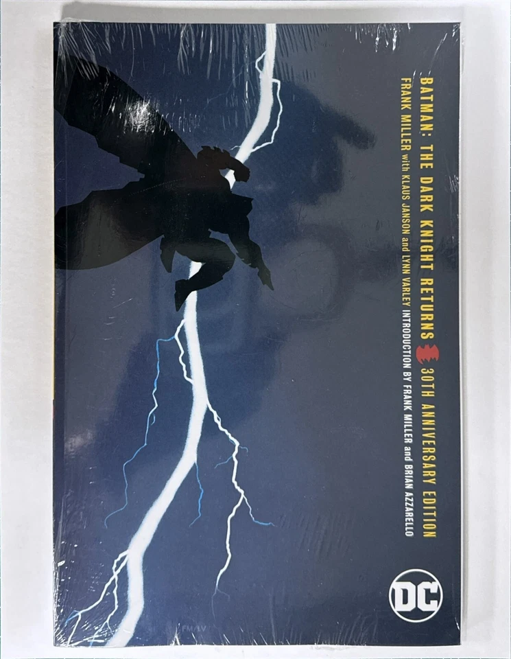 Batman: the Dark Knight Returns 30th Anniversary Edition (DC Comics April 2016)