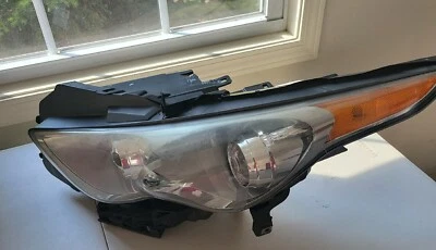 Faro delantero izquierdo del lado del conductor Infiniti QX70 2014 xenón oculto OEM Foto 1 de 4