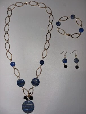 Juego de 3 joyas hechas a mano  Foto 1 de 4