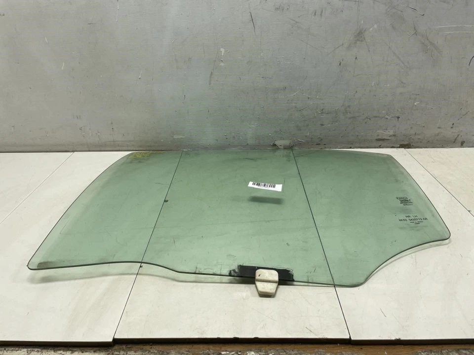 Lincoln MKZ 2010 puerta trasera izquierda lado del conductor ventana vidrio OEM+ Foto 1 de 4