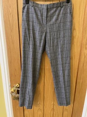 Jigsaw Slim Leg Trousers - Size 10 - W32 L30 - Grey Check - Excellent Condition - Image 1 of 4