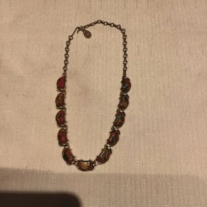 Vintage Modeschmuck Halsband mit roten und grünen Steinen - Bild 1 von 4