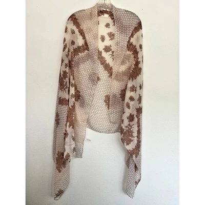 Plumero Do Everything in Love Anthropologie para mujer talla única chal envolvente playa Foto 1 de 4