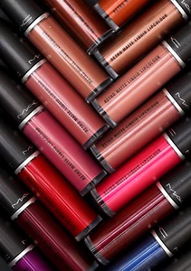 MAC Retro Liquido Opaco SCEGLI LA TUA TONALITÀ - NUOVISSIMO 100% AUTENTICO - Foto 1 di 109