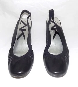 Sandalia deportiva Anne Klein de cuero negro con tacón de cuña, estilo ballet Vamp 9M - Imagen 1 de 6