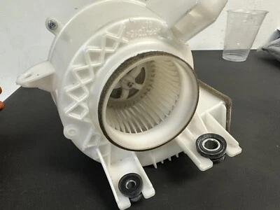 TOYOTA PRIUS 2010-2015 VENTILADOR DE BATERÍA MOTOR G9230-76010 OEM Foto 1 de 4