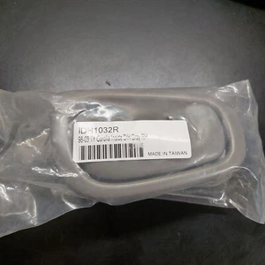 Inside Door Handle Right Grey for 98-03 Toyota Corolla - Picture 1 of 1