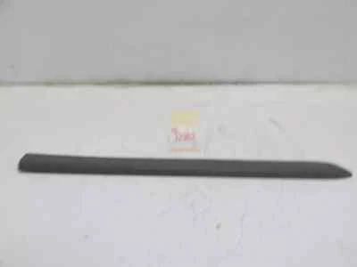 Moldura de puerta exterior MPV 2000 2003 lado derecho del pasajero cubierta trasera moldura OEM Foto 1 de 4