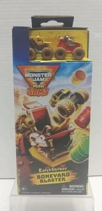 Monster Jam Mini Jams, Earthshaker Boneyard Blaster Playset Mini Truck Cars Toys - Bild 1 von 5