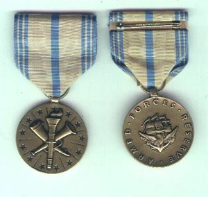 MEDALLA DE RESERVA DE LAS FUERZAS ARMADAS DE EE. UU. MARINA - Imagen 1 de 1