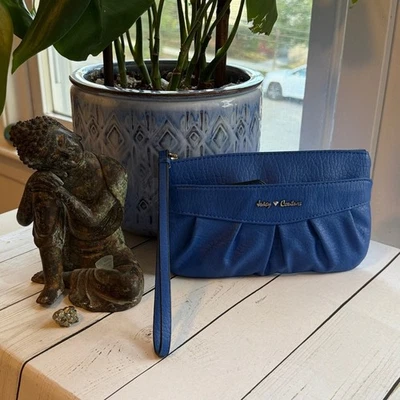 Juicy Couture | Bolso sin asas de muñeca azul real Foto 1 de 4