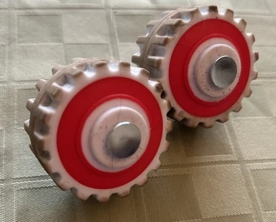 Safety 1st First Walker Lote de 2 ROJOS • Ruedas Traseras • Pieza de repuesto Foto 1 de 2