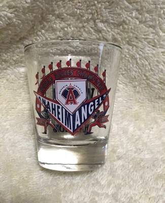 ANAHEIM ANGELS - CAMPEONES DE LA SERIE MUNDIAL 2002 - VIDRIO DE TIRO ESTÁNDAR - por Hunter Foto 1 de 4