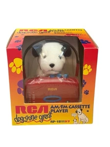 Lecteur cassette AM/FM RCA RP-1811K9 NEUF SOUS BLISTER avec peluche nipper chien neuf en boite - Photo 1/10