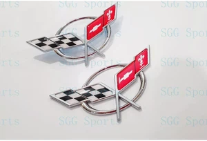 PAR de emblema de capó delantero y banderas cruzadas traseras plateadas y rojas para Corvette C5 1997-04 - Imagen 1 de 1