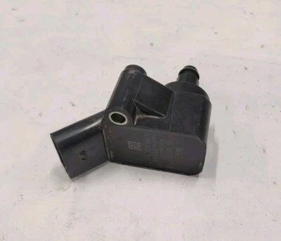2018-2020 Volkswagen Tiguan 2.0L OEM Engine Ignition Coil         7D60 - Image 1 of 4
