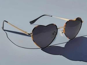 Heart Shape Heart Sunglasses Retro Vintage Boho Color Print Black Limited - Picture 1 of 6