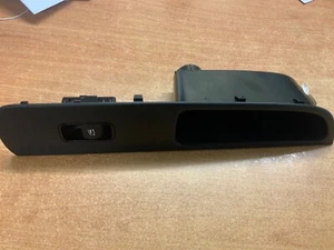 Mercedes Sprinter W907 Left N/S Electric Window Switch Control A9077221100/00 - Picture 1 of 3
