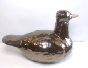  ART POTTERY metallic textured BIRD, DUCK figurine 5.5 "x 9" - Picture 1 of 12