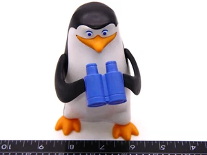 2016 Penguins of Madagascar patrón binoculares figura juguete Burger King juguete para niños - Imagen 1 de 5