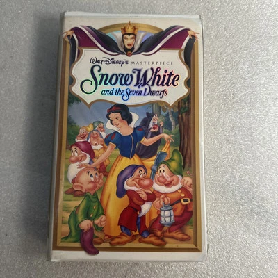 Snow White and The Seven Dwarfs VHS Masterpiece Edition - Image 1 of 4