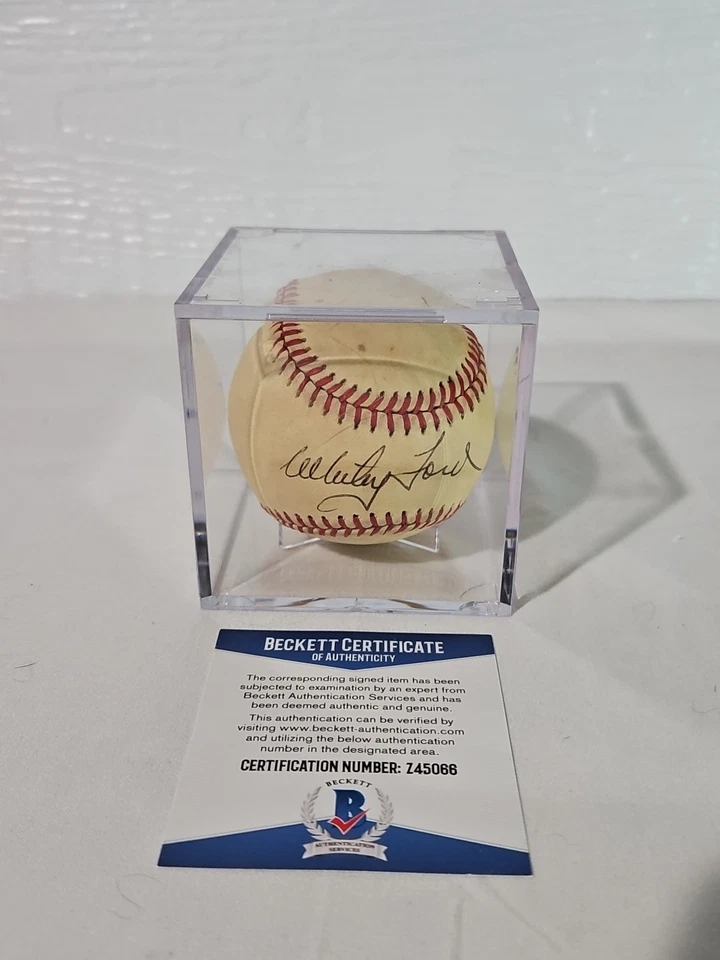 WHITEY FORD, NEW YORK YANKEES FIRMADO AUTO VINTAGE JUEGO BÉISBOL CERTIFICADO BECKETT Foto 1 de 4