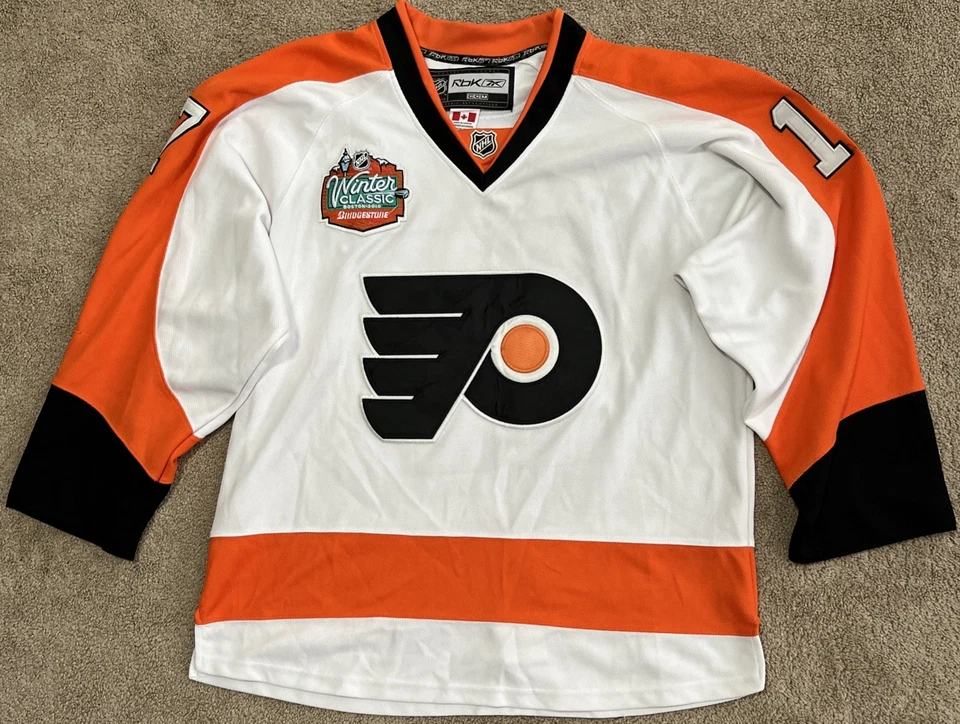 Philadelphia Flyers Jeff Carter #17 2010 Winter Classic Reebok CCM Jersey SZ 48 - Image 1 of 4