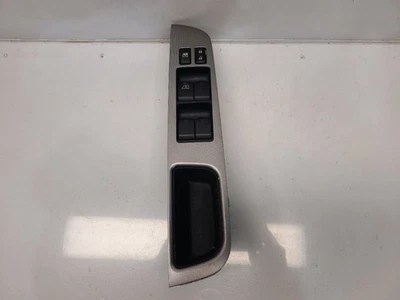 Interruptor de puerta principal delantera izquierda del conductor Nissan Versa 2007-09 (portón/a través 01/07)  Foto 1 de 4