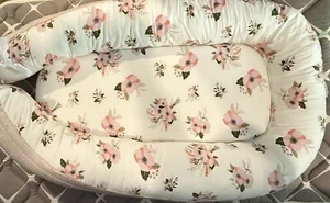 Baby Lounger - Floral Print - Picture 1 of 3