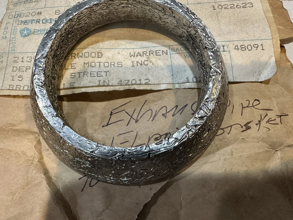 NOS Chrysler Part 04301350 Exhaust Pipe Flange Gasket  - Image 1 of 1