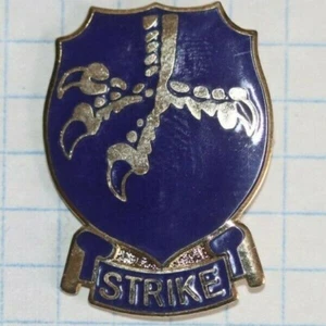US ARMY WWII 502ND PIR PARACHUTE INFANTRY REGIMENT DI DUI CREST STRIKE TYPE #1 - Picture 1 of 2