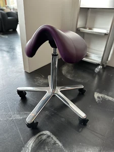 Ausstellungsstück 28 Sattelhocker - Bild 1 von 3