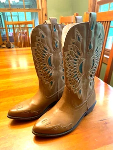 COCONUTS BANDALERO Western Boots sz8M embroidery + cut-outs - Picture 1 of 7