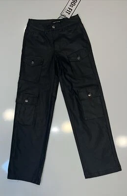 Pantalones de imitación de cuero casi famosos para mujer cargo negros bolsillos estilo años 90 talla 0 Foto 1 de 4