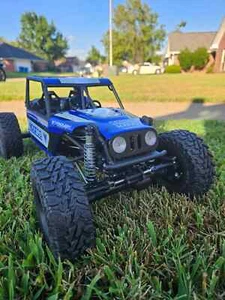 LED Grille for Vanquish H10 Optic RC Crawler Red Dot Replica - Picture 1 of 3