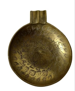 Vintage Boho Brass Engraved Floral Ashtray Trinket Dish Stamped Made in India - Picture 1 of 4