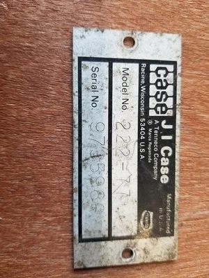 Placa de identificación para tractor de césped Case 222 cortacésped Ingersoll (108) Foto 1 de 2