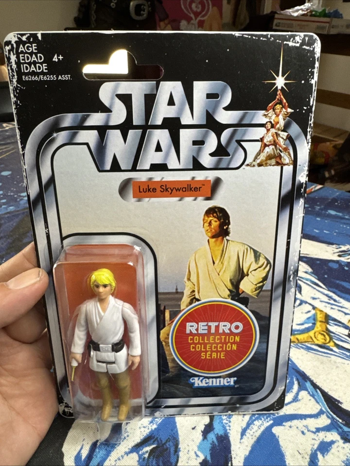 Hasbro Kenner Star Wars Retro Collection 3.75 Mandalorian W Cara Dune