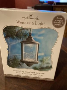 2010 Hallmark Wonder & Light Twinkling Cardinal Lantern - Picture 1 of 7
