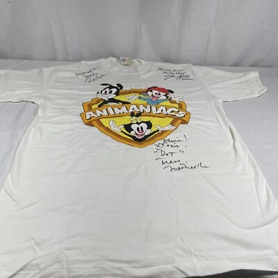 Yakko, Wakko & Dot Multi SIGNED Animaniacs ￼ T-Shirt Size L autographed Foto 1 de 4
