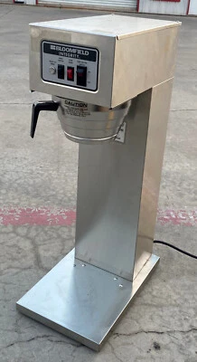 Cafetera de té comercial Bloomfield Integrity de 3 galones para restaurante modelo 8742 - EXCELENTE Foto 1 de 2