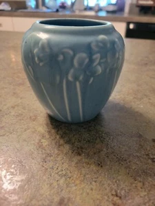 Beautiful Vintage Blue Green ROOKWOOD Pottery Flowers Design 3.75" Pot - Picture 1 of 8
