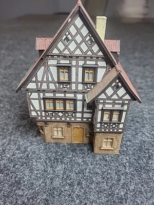 Kibri HO 8434 Guest House Fully Assembled  - Image 1 of 4