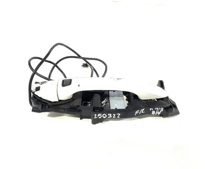 2004 2005 2006 梅赛德斯 CLK500 原始设备制造商右外门把手 Alabaster 白色 — 第 1/4 张图片