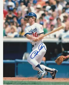 RON CEY  LOS ANGELES DODGERS  ACTION SIGNED 8x10 - Picture 1 of 1